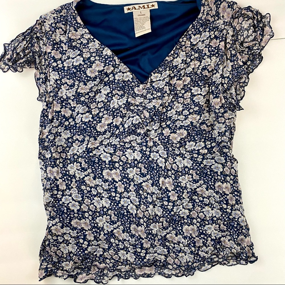 ⭐️A.M.I.⭐️ Women’s Blue Capped Sleave Blouse, Size L